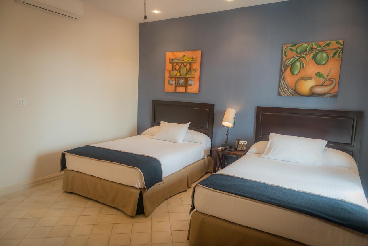 Hotel Presidente Лас-Таблас Экстерьер фото